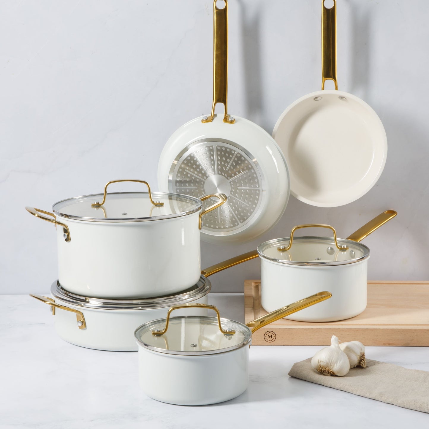 Everyday Emmie 10-Piece Non-Stick Aluminum Cookware Set, Cooking Pots and Pans Set, Linen